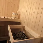 Darsser Strandgut - Haus Ahrenshooper Holz شقة *