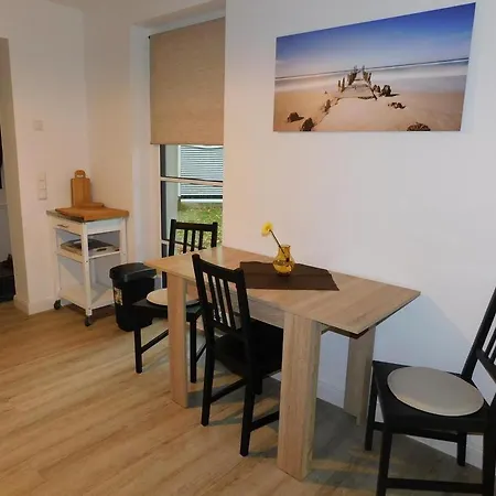 Darsser Strandgut - Haus Ahrenshooper Holz شقة *