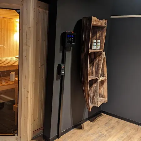 Darsser Strandgut - Haus Ahrenshooper Holz شقة ارنشوب