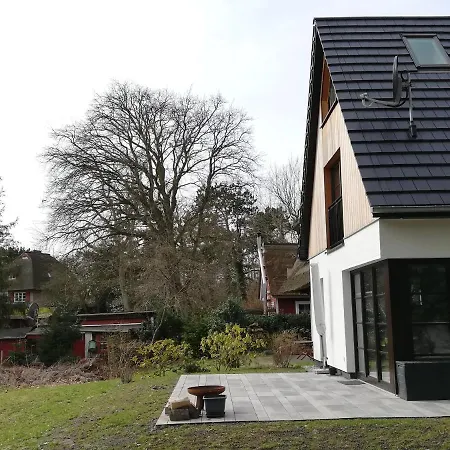 Darsser Strandgut - Haus Ahrenshooper Holz Apartmán *